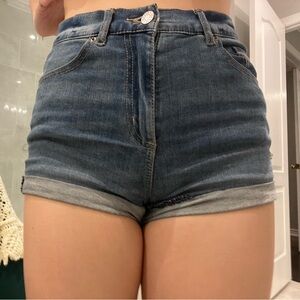 GARAGE DENIM SHORTS